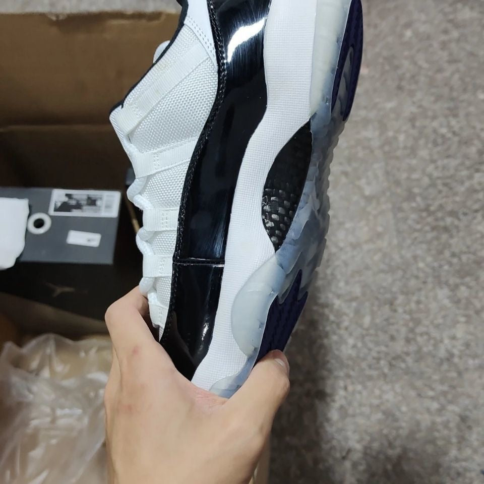 Jordan 11
