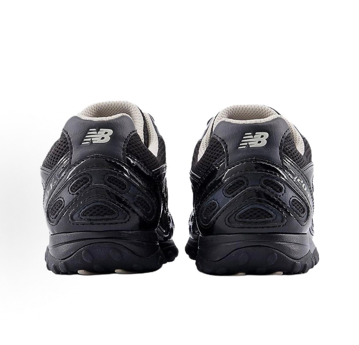 New Balance 204L